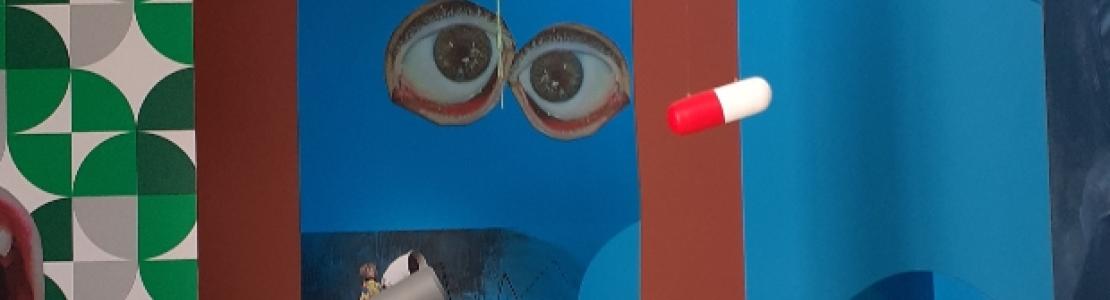 Kita und Kunst Bunte abstrakte Figuren